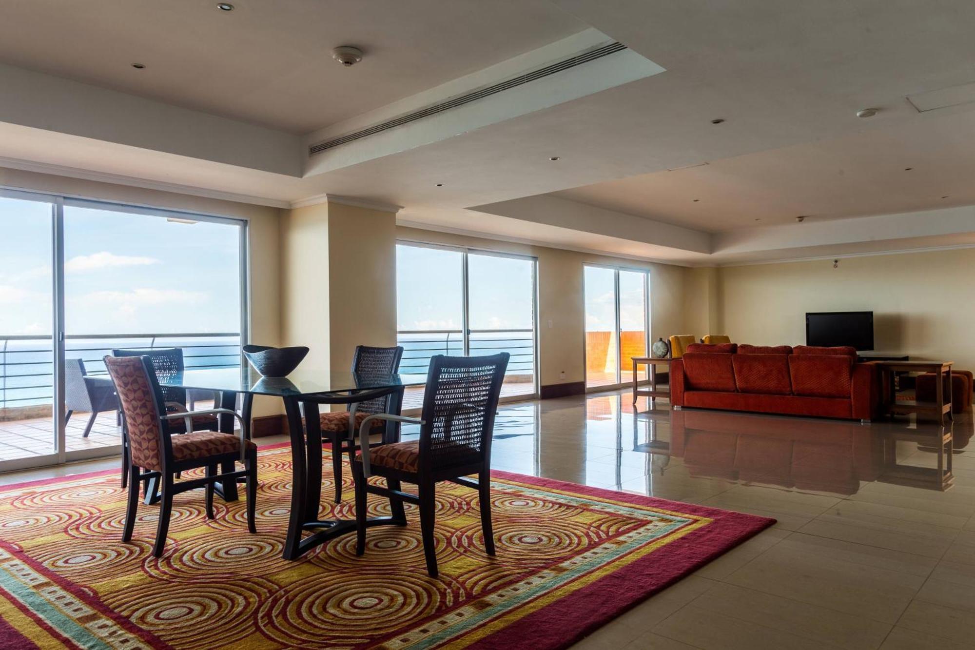 Marriott Venezuela Hotel Playa Grande Exterior foto